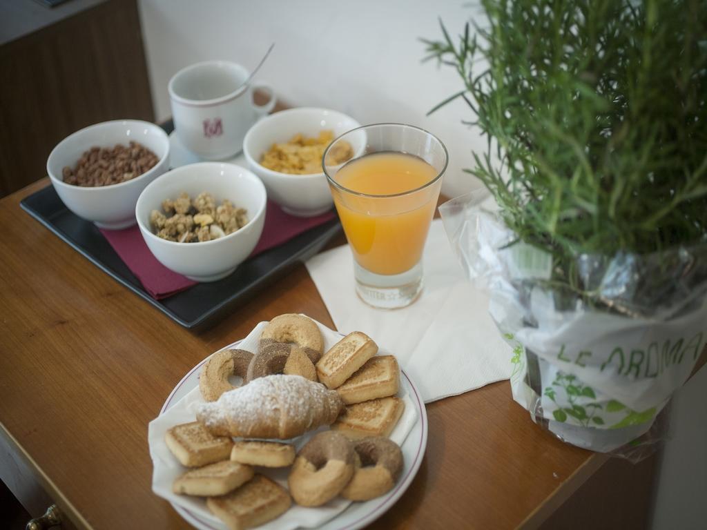 Hotel Manola Rimini Eksteriør billede